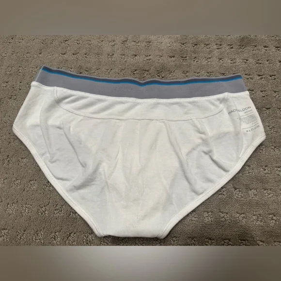 Mack Weldon medium brief - Picture 2 of 3
